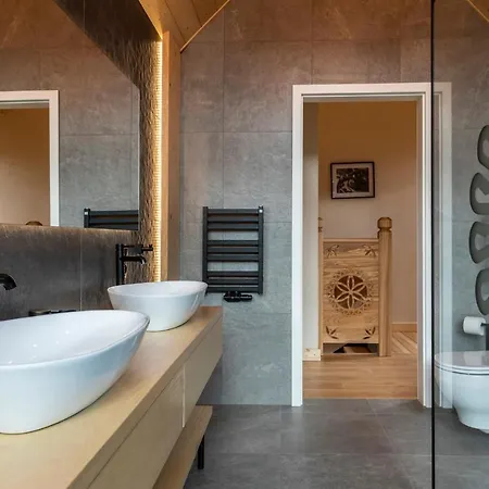 別荘 Udanypobyt Czorsztyn View クルシュコフツェ